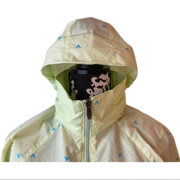 Columbia Jacket - Picture 3 of 9